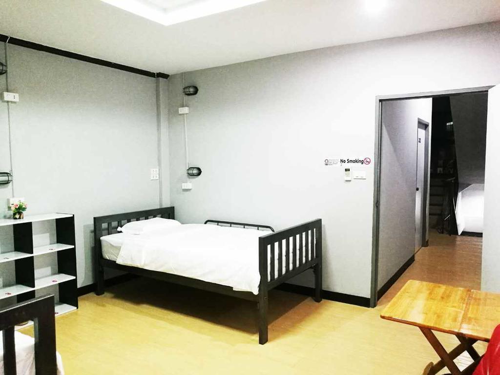 Moumou Hostel Bangkok Chambre photo