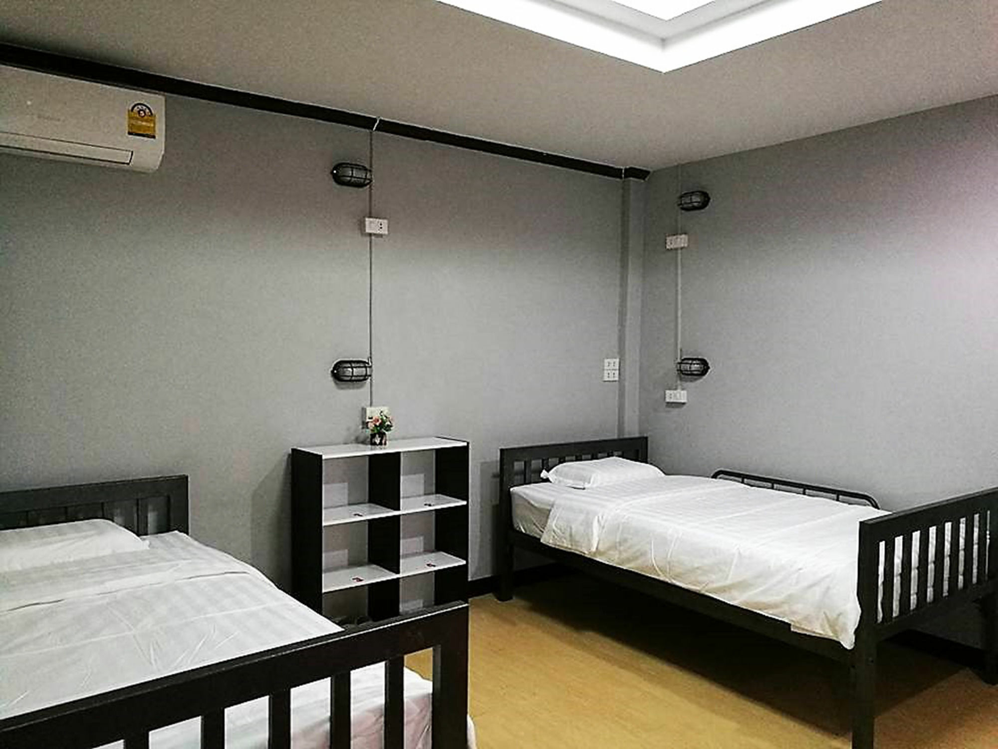 Moumou Hostel Bangkok Extérieur photo